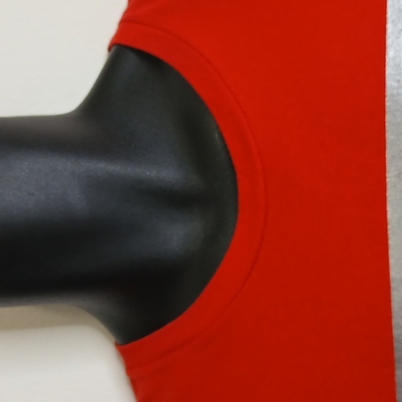 Adidas mens red amplifier tee shirt size XL - Picture 4 of 10